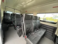 Van escolar sobre Citroën Jumper, foto 3, transformado pela R&R Veículos Especiais
