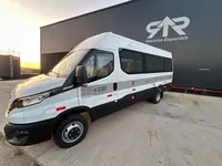 Van escolar sobre Iveco Daily 50, foto 2, transformado pela R&R Veículos Especiais